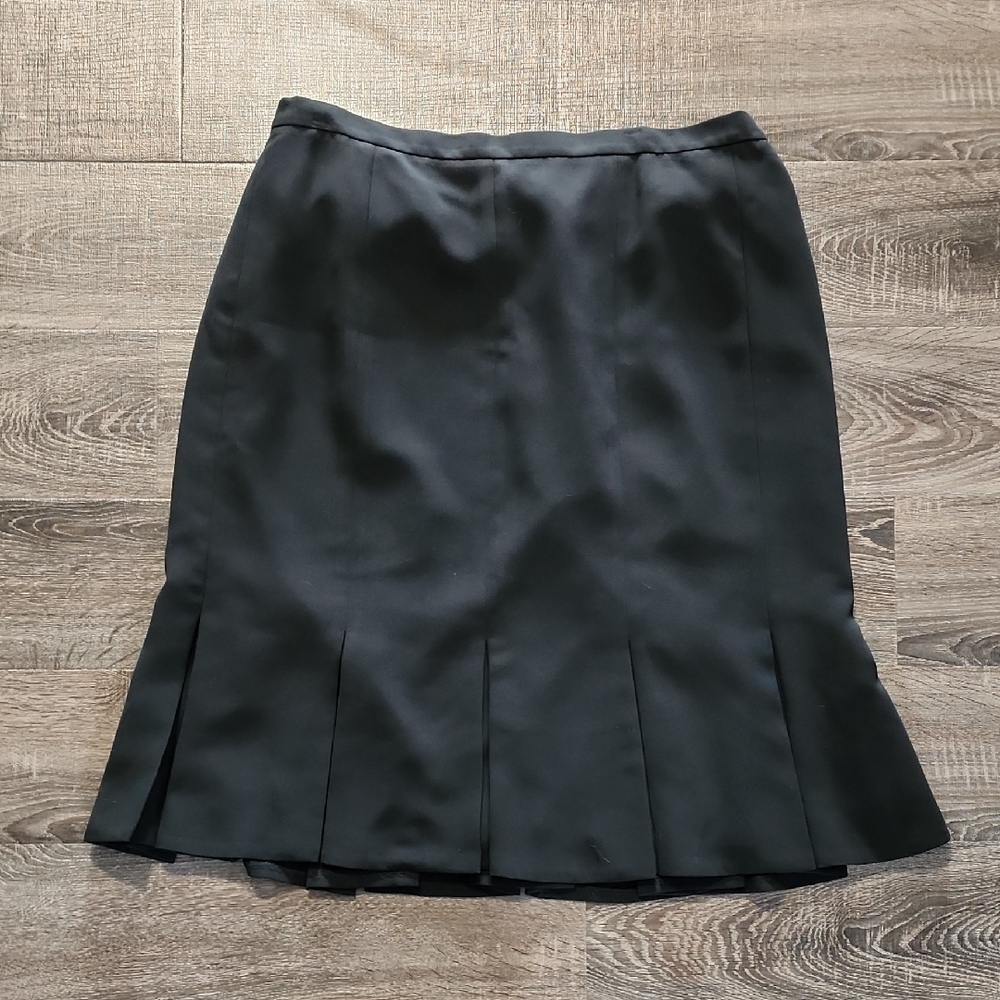 🌹 Jones Studio Midi Skirt 🌹